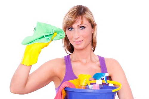 Deep cleaning a kitchen in a Haringey property