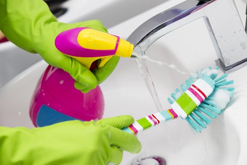 Professional oven cleaning service in a Haringey home kitchen